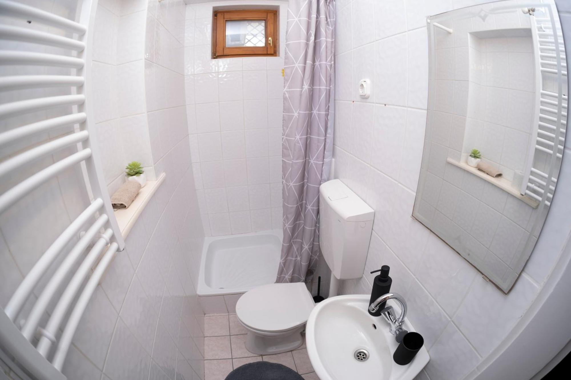 Vicze Apartmanhaz Siófok Zimmer foto