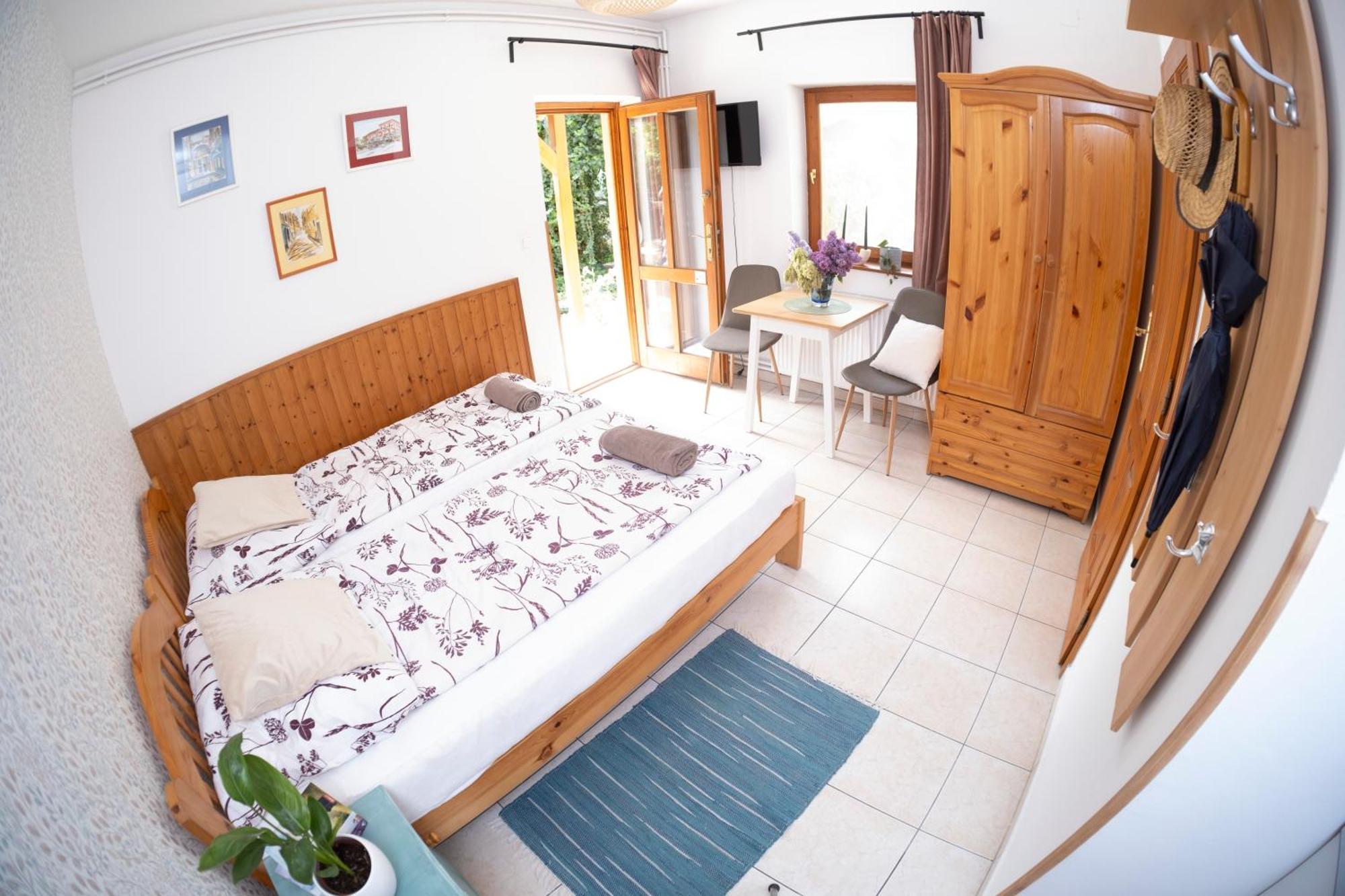 Vicze Apartmanhaz Siófok Exterior foto